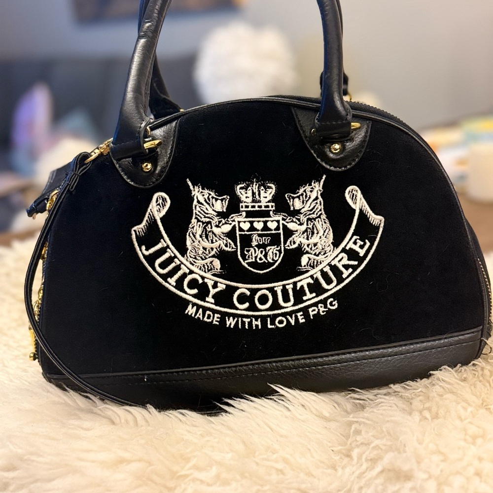Juicy Couture DOG Carrier, Black Satchel with Embroidered Crest